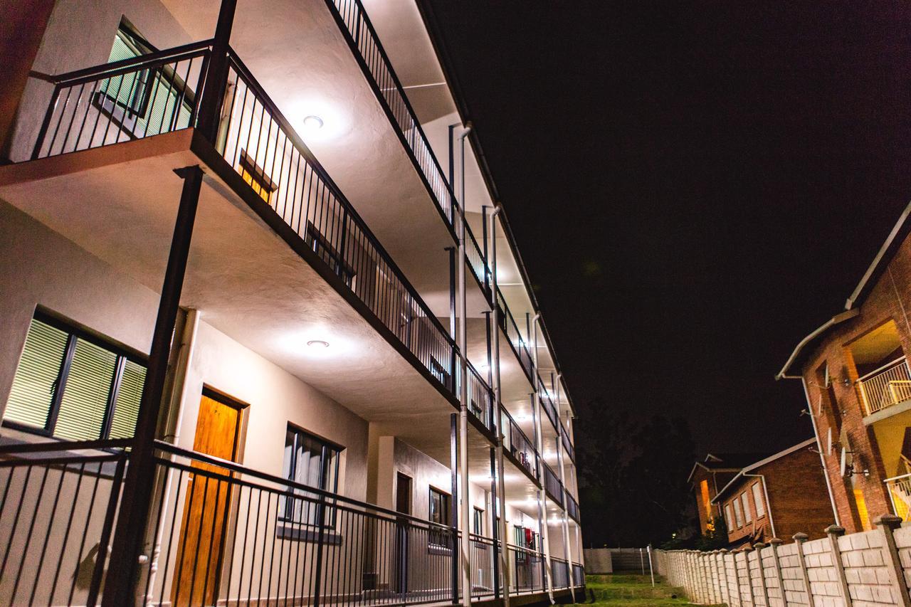 פיטרמריצברג The Living Collective Apartments מראה חיצוני תמונה